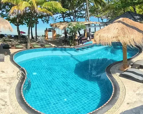 Beachfront Swimming Pool in Koh Phangan