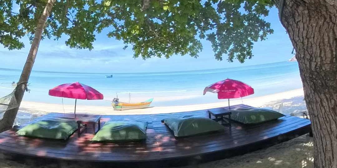 Beachfront yoga Koh Phangan