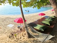 Beachfront yoga Koh Phangan