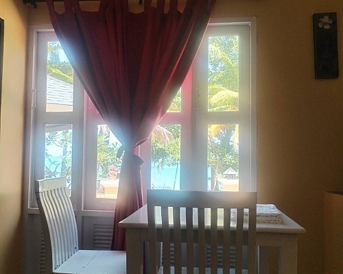 Basic Beach Front Family Room for 6 Persons
